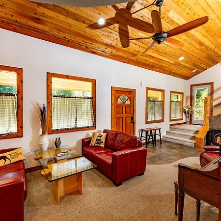 Cedar Cabin Near Silverwood Spirit Lake Exterior foto